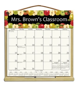 PERSONALIZED TEACHER APPLE CALENDAR HOLDER - REFILLABLE EVERY YEAR! - Picture 1 of 3