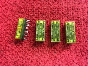 S2-24V S2E-24V Low Signal Relay 24VDC 4A 12 Pins 3 pc only nos - Picture 1 of 1