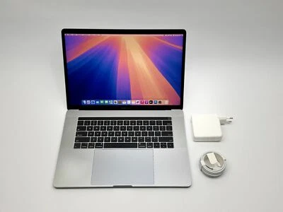 Apple MacBook Pro Retina TouchBar 15,4“ i7 2,6 Ghz 16 GB 512 GB SSD 2019 QWERTY - Bild 1 von 4
