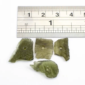 2.99g 4 pcs MOLDAVITE tektite natural DRILLED small chips LOT #RM304 - Picture 1 of 2