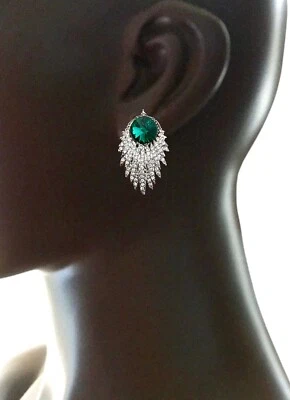 Pendientes de clip de cristal con estrás transparente verde bosque de 1,5" de largo bisutería Foto 1 de 3