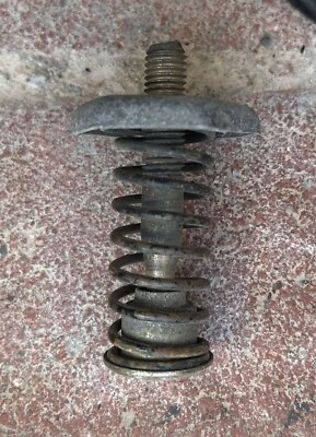 捷豹 XJ40 xj12 XJ6 VDP 1990 年中期至 1997 年帽锁前锋别针 — 第 1/2 张图片