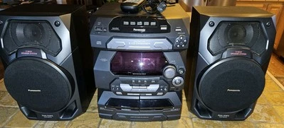 Panasonic SA-AK17 Vintage,5 CD Changer Radio Dual Cassette Deck Stereo Receiver - Image 1 of 4