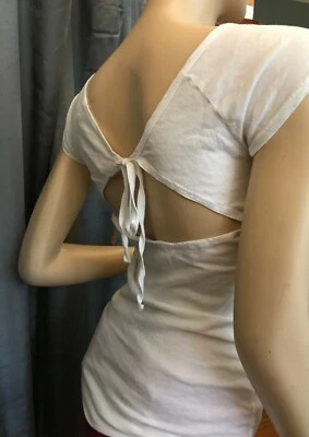 Top para mujer Velvet by Graham & Spencer Joan blanco con tapa con espalda triangular talla S Foto 1 de 3