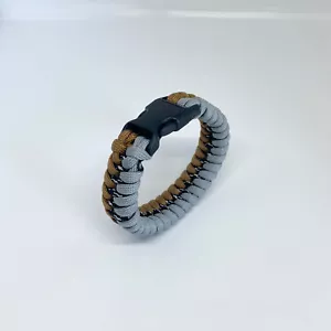 Paracord bracelet. Plastic clasp. Made In US - Picture 1 of 3
