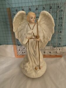 Remembrance Angel Music w/dove, Lamb And Rose Music Box