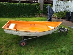 8ft Fiberglass dinghy with launching trailer - Boat / Tender with Trolley