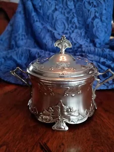 JUGENDSTIL ART NOUVEAU WMF SILVER PLATED BOX or SUGAR BOWL W/LID & GLASS INSERT - Picture 1 of 23