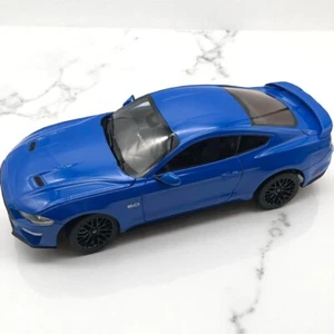 DIECAST MASTERS 61003 1/18 Mustang GT 2019 left hand drive Blue Model Car - Picture 1 of 7