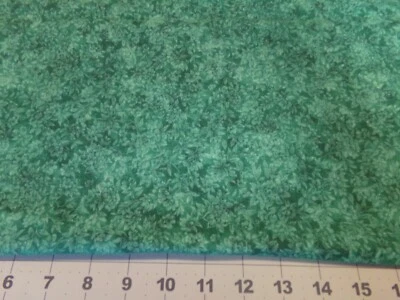 33" X 44"   VINTAGE GREEN CALICO LEAVE PATTERN/FABRIC TRADITIONS. #6214 - Image 1 of 3