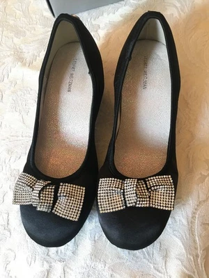 Stuart Weitzman Girls Black Satin Rhinestone Bow Dress Shoe Size 5 - Image 1 of 4