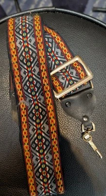 Pulseira Ace Banjo Vintage Azul Dourado e Vermelho Sem Marca - Imagem 1 de 4