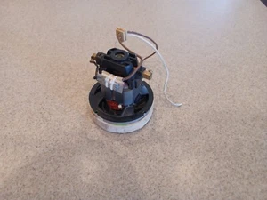 Shark LA502 LA500 Vacuum SMALL 120V 880W MOTOR ENGINE OEM Part # CDS-LM28-093 - Picture 1 of 4