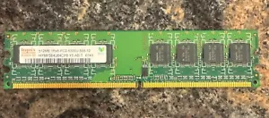 Hynix 512MB 1Rx8 PC2-5300U-555-12-Pin Desktop Memory RAM - Picture 1 of 1