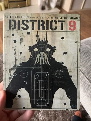 District 9 (Steelbook Edition Blu-ray Disc) Blu Ray  - Image 1 of 4