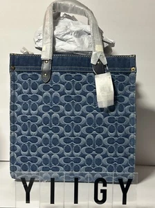 ๐ผ๐ฆ Coach CA108 ๐ผ๐ฆ Signature Denim Field Tote Crossbody Bag ๐ผ GB11o3 - Picture 1 of 8