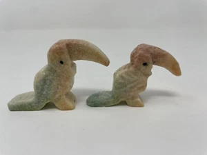 Toucan Bird FigurinesHand Carved Stone Art Sculpture Miniature Vintage Rock Work - Picture 1 of 8