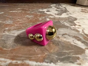 Chunky Cube Shaped Plastic La Manso Inspired Statement Ring w/ Gold Dots Pop Art - Picture 1 of 7