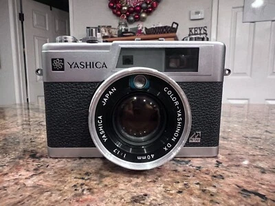 Yashica Electro 35 GX Silver 40mm f1.7 Rangefinder film camera Japan USA SHIPPER - Image 1 of 4