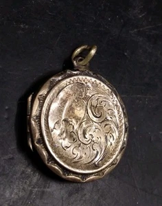 Antique 1916 FH Silver Locket Pendant Victorian Aesthetic Style - Picture 1 of 11