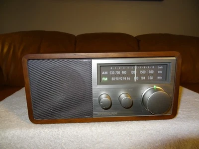 Sangean SG-116 AM / FM Analog Walnut Radio Receiver - Image 1 of 4