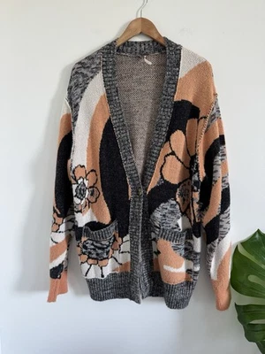 Cárdigan Free People Botón Frontal August Gris Melocotón Pétalos Combo S Talla Grande Foto 1 de 4