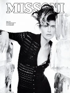 Missoni Stella Tennant 1995 moda anuncio de revista de 1 página - Imagen 1 de 1