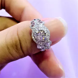 2.50Ct Round Cut Moissanite Vintage Halo Engagement Ring 18K White Gold Plated - Picture 1 of 4