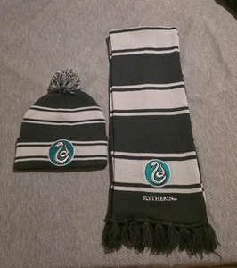 Wizarding World of Harry Potter Slytherin Scarf and Beanie Green Gray Striped - Picture 1 of 9