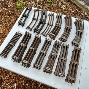 Lot of (60) Vintage Lionel Track ~ (24) 027 Curved & (36) O-Gauge Straight Track - Picture 1 of 10
