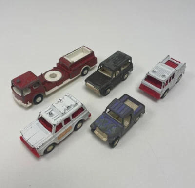 Lote de coche/camión fundido a presión de juguete Tootsie de colección - vehículos de rescate y jeep Foto 1 de 4