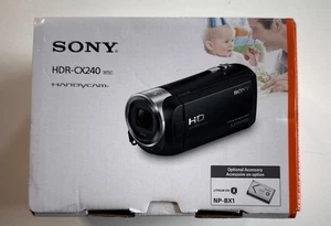 Sony Handycam HDR-CX240 9,2 Megapixel-54x Zoom-HD-Blu-Nuova con scatola - Foto 1 di 7