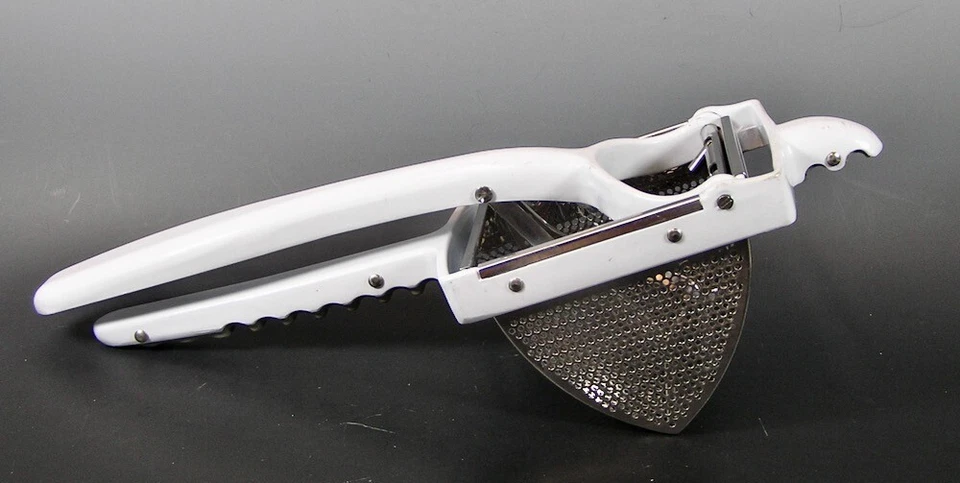 Ricer de patatas Norpro Deluxe Jumbo Foto 1 de 4