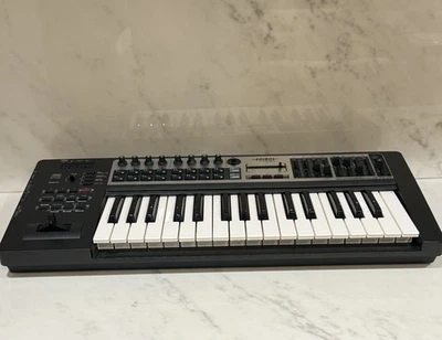 Roland EDIROL keyboard PCR-300 synthesizer - Image 1 of 4