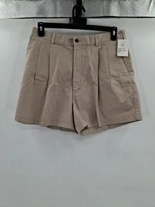 L.L. Bean Ladies Khaki Shorts Size 16 NWT - Picture 1 of 9