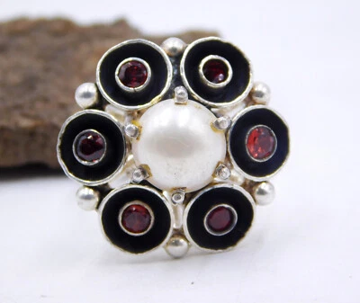 13 Gm 925 Sterling Silver Natural Multi Pearl & Garnet Cut Gemstone Ring 5.75"US - Image 1 of 4