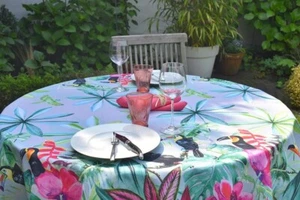 Tischdecke Provence 180 cm rund hellgrau Vogelmotive aus Frankreich bügelfrei - Picture 1 of 7