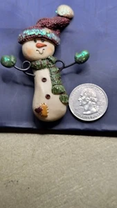 Vintage Christmas Holiday Costume Resin Snowman Pin. 1C2 - Picture 1 of 5