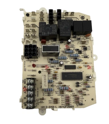 HK42FZ009 Gas Furnace Control Board Carrier Bryant 1012-940-L - Image 1 of 2