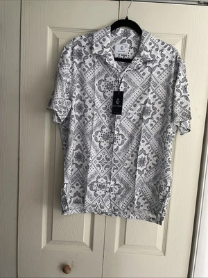 Ferox Moda Traditional Hawaiian Print Shirt Size Large 100% Rayon - Image 1 of 3