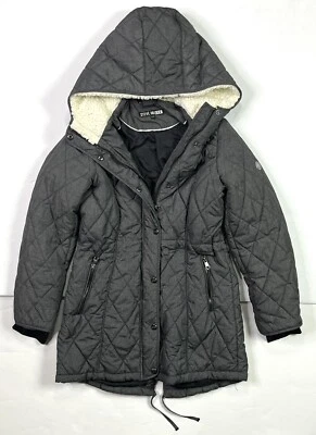 Abrigo Steve Madden Mujer Pequeño Acolchado Gris Puffer Imitación Piel Chaqueta con Capucha Foto 1 de 4
