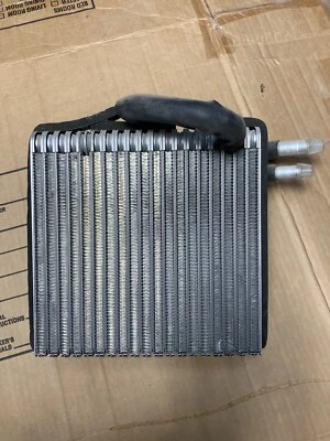 OEM Mopar 05012534AA AC Evaporator Core Kit Ram 1500 Ram 2500 Ram 3500 2nd gen - Image 1 of 4