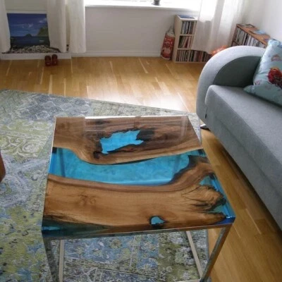 Mesa de centro epoxi transparente azul 24"x24" muebles modernos de madera hechos a mano Foto 1 de 4