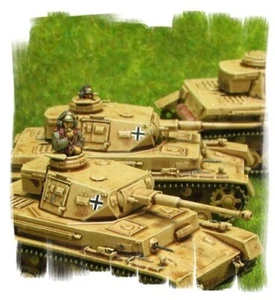 ¡Pintado! - Pelotón Panzer IV (3 vehículos) - 15 mm Segunda Guerra Mundial - Llamas de guerra - Imagen 1 de 2