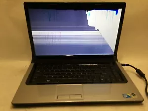 Dell Studio 1555 15.6" / Intel Core 2 Duo T6500 / (CRACKED/MISSING PARTS!) MR - Picture 1 of 4