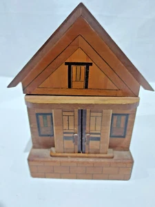 Vintage Japanese? Money box puzzle with key Piggy bank - Picture 1 of 17