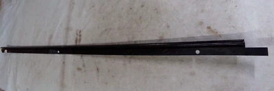 Moldura de riel de goteo, lado derecho del techo, Ford Pinto 1972/79 camioneta, nuevo de stock Foto 1 de 4