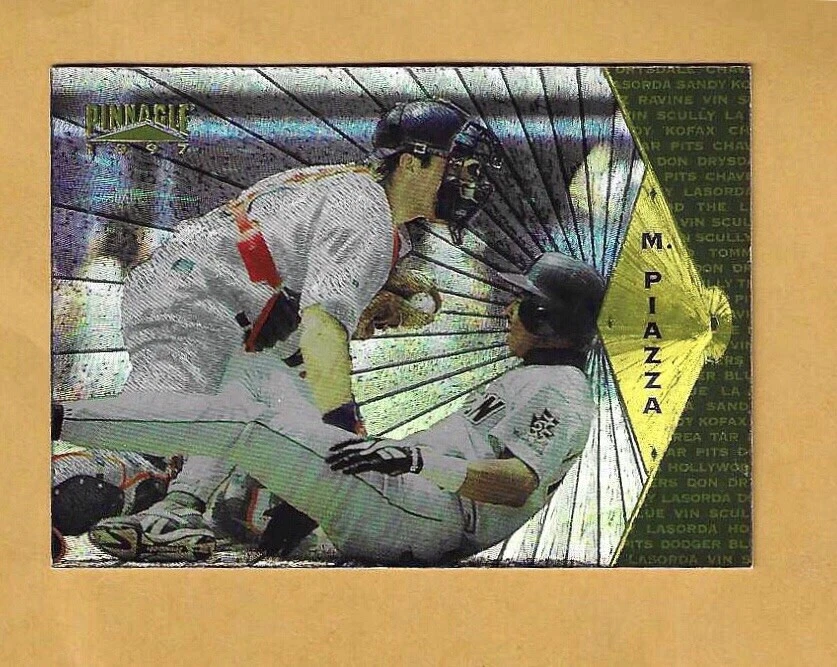 1997 Pinnacle Museum Collection - Mike Piazza #103 - Image 1 of 2