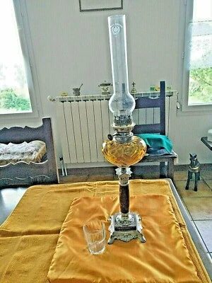 grande lampe a pétrole ,  colonne corinthienne en marbre, verre en cristal - Photo 1/4