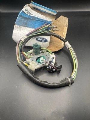 NOS 1970-1972 FORD GALAXIE MUSTANG TILT TURN SIGNAL SWITCH D2AZ-13341 - Image 1 of 3